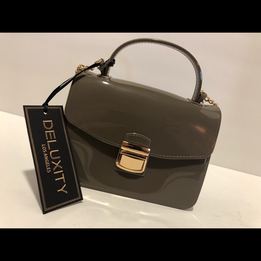 Deluxity Small Basic Clutch Purse